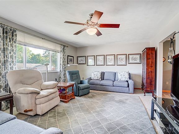 4th image of 1310 Carlwood Dr