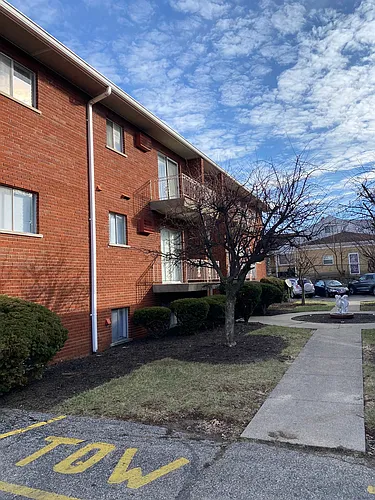 2450 Boudinot Ave #7 Photo 1
