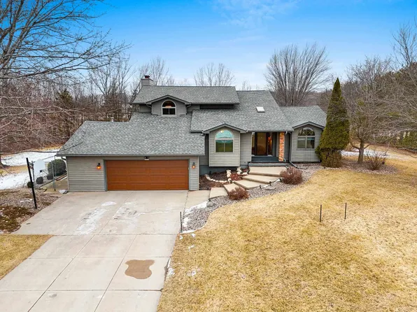 W3938 Mackville Rd, Appleton, WI 54913