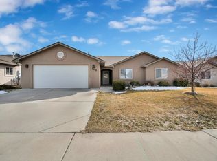 3015 Oakwood Dr, Grand Junction, CO 81504