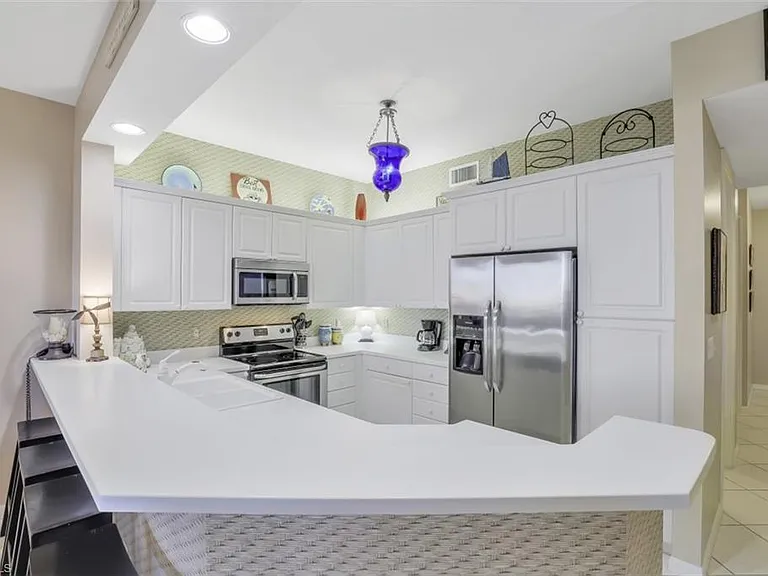 400 Flagship Dr #505 — Photo 7