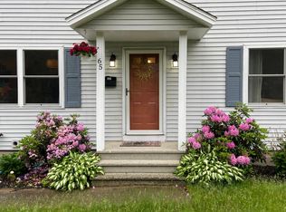 65 Western Ave, Burlington, VT 05408