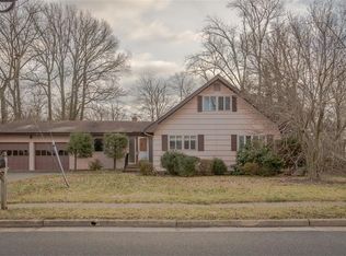 84 Livingston Ave, Edison, NJ 08820