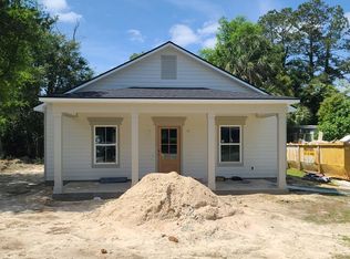 302 S Nelson St, Hahira, GA 31632