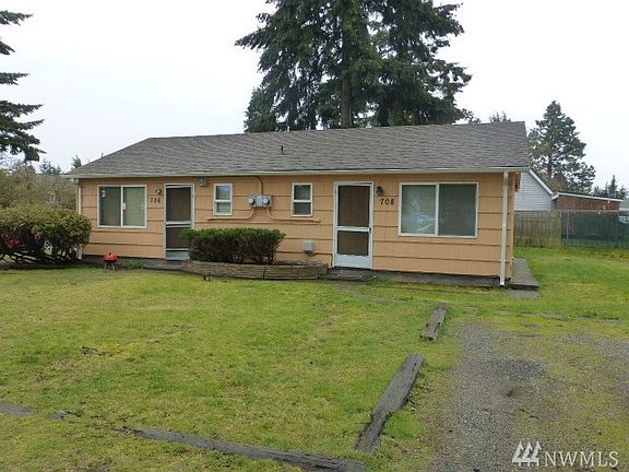 2nd image of 706 708 128th St S