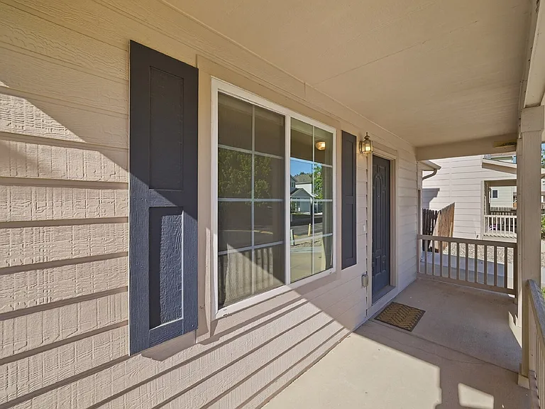 4982 Rusty Nail Point — Photo 2