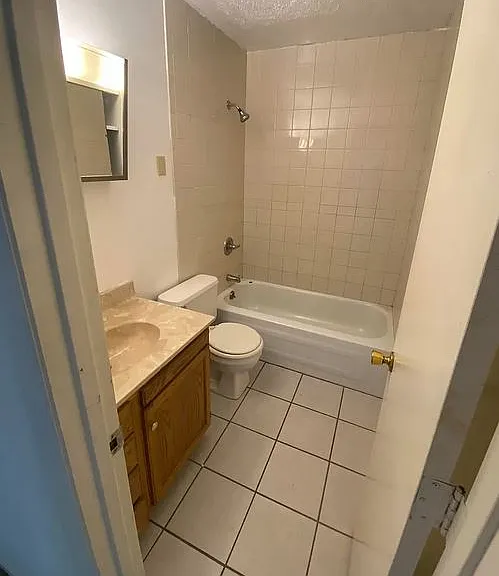 3104 William Dr #2 — Photo 6