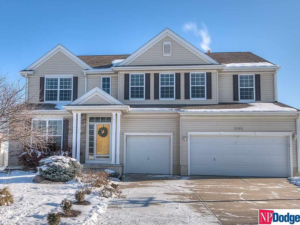 1st image of 2111 Glacier Dr