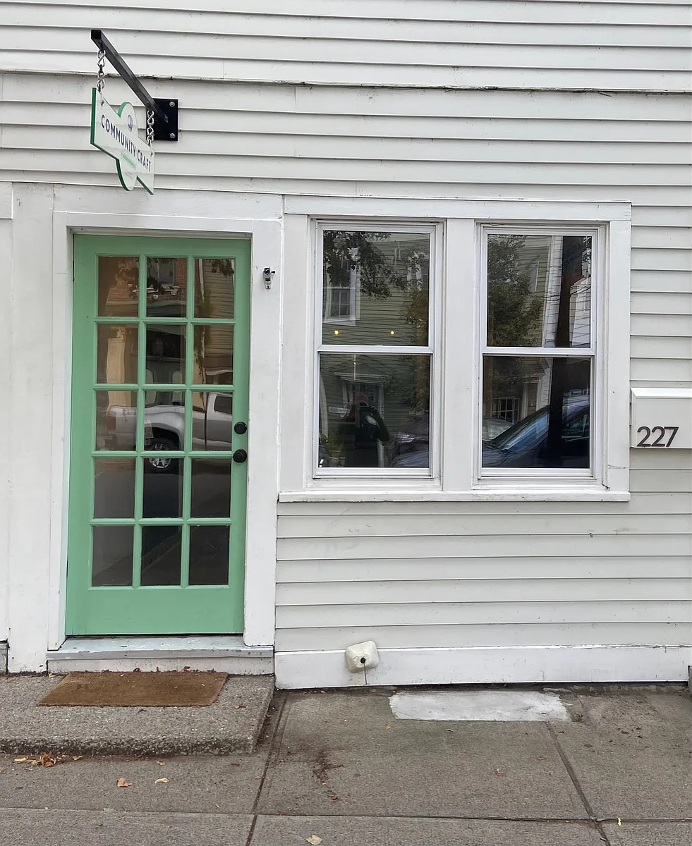 Building Photo - 227 Warren St #1