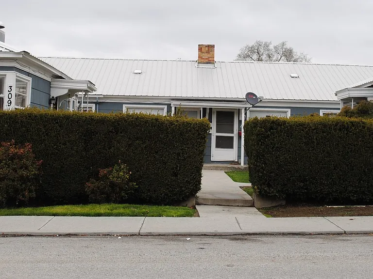 309 Hawthorne St — Photo 7