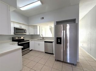 8717 Victorian Village Dr #8717, Houston, TX 77071