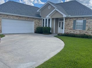 2004 Sugar Palm Dr, New Iberia, LA 70563