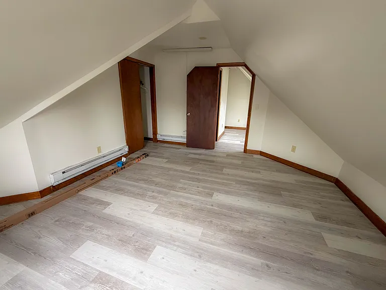 32 Everett St #3L — Photo 7