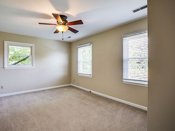 3rd image of 4018 Bonnie Brae Ct