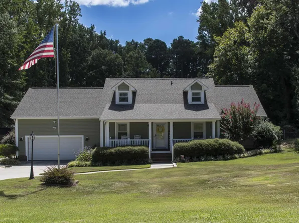 111 Woodbay Dr, Lexington, SC 29072