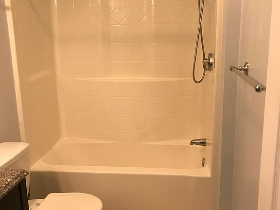 Bathroom2