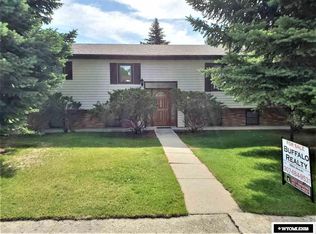 875 N Carrington Ave, Buffalo, WY 82834