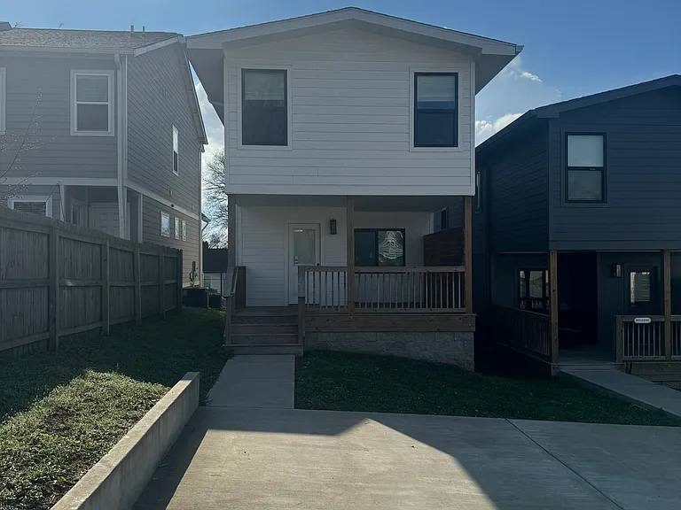 1822A 16th Ave N #1 — Photo 40