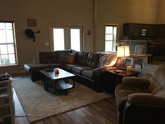 3rd image of 1116 Wilbrook Ln