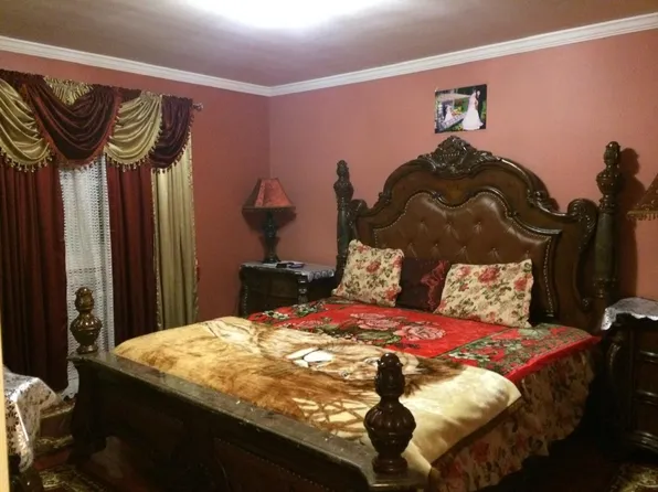 503 Avenue C image 7 of 10