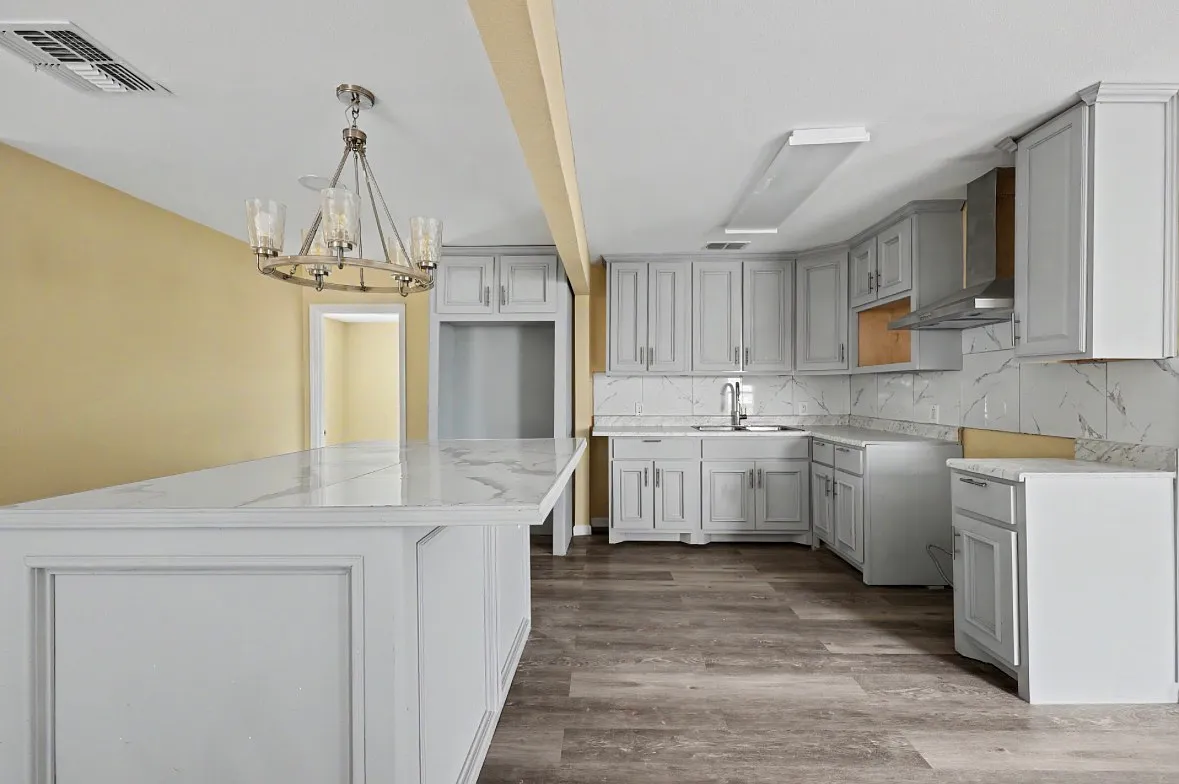 3 bed, 1281 sqft, $1,650 — Photo 3