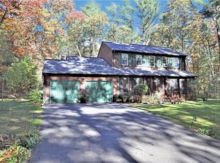 265 Robin Hollow Rd, West Greenwich, RI 02817