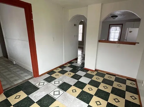 408 Nancy St, Charleston, WV 25311