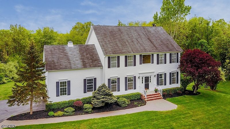 1st image of 22 Dana Dr