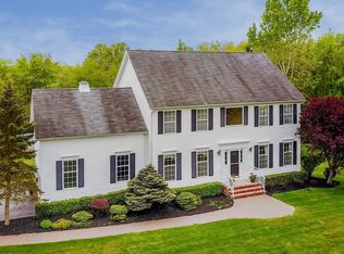 22 Dana Dr, Lafayette, NJ 07848