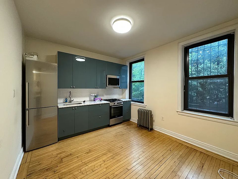 1st image of 1356 Pacific St #2E