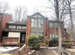 34 Dove Dr, Lake Harmony, PA 18624