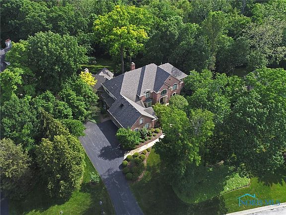 2nd image of 3 Riverhills Ln