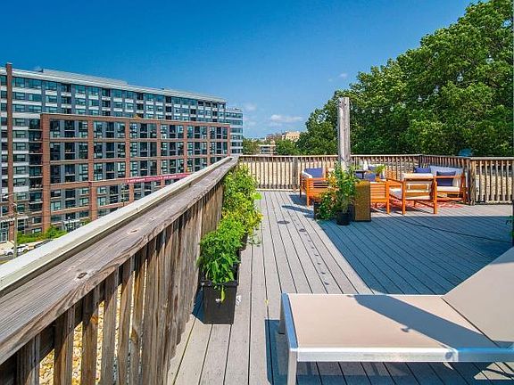 4th image of 1730 Arlington Blvd APT 106