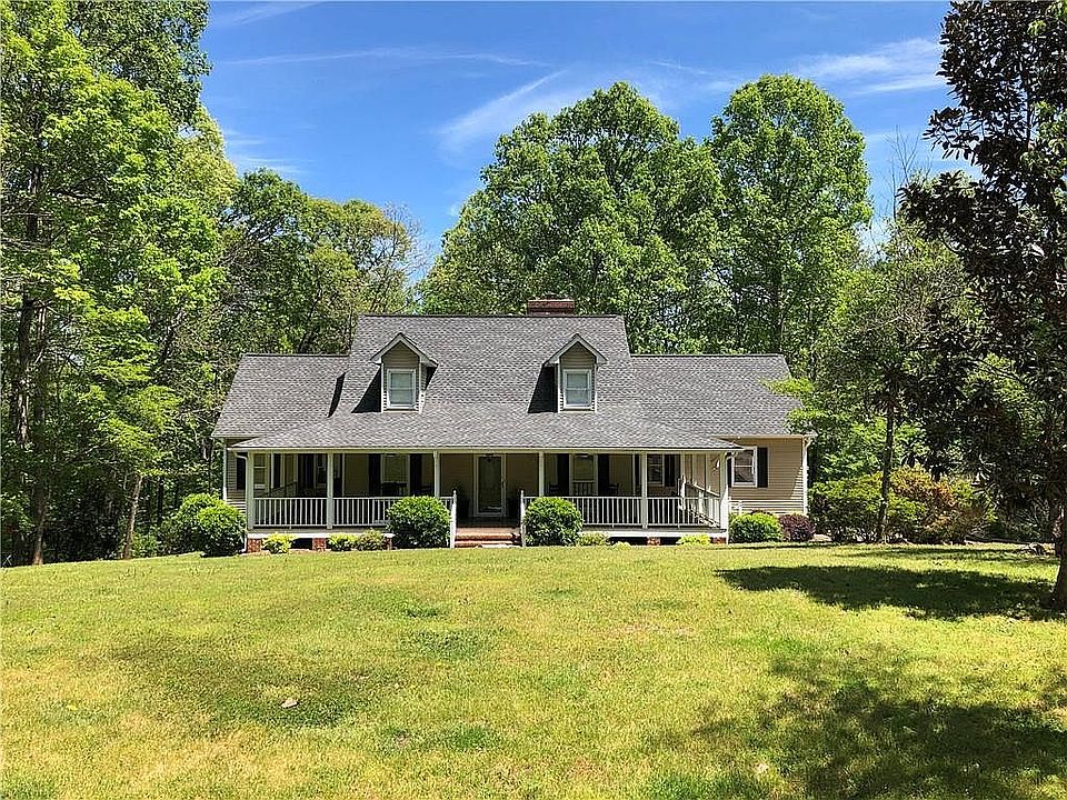1st image of 3270 Creekside Dr SE