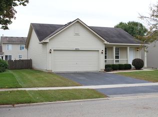 2031 Winchester Trl, Romeoville, IL 60446