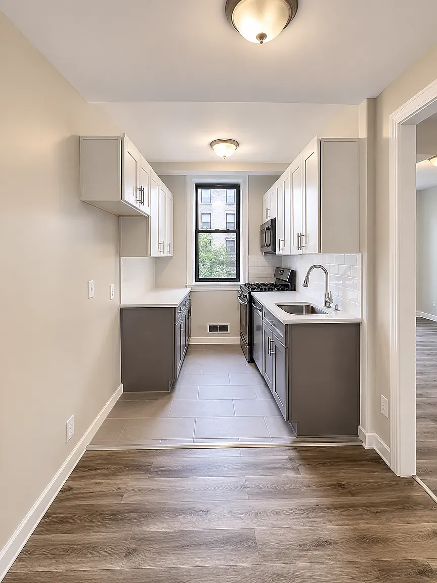2 bed, $1,995 — Photo 1