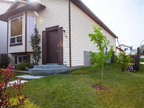 73 N Martindale Blvd NE, Calgary, AB T3J 2W5