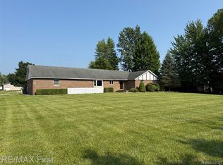 53990 N Foster Rd, Chesterfield, MI 48051