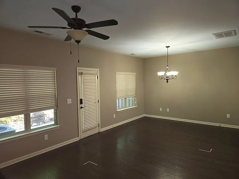 163 Sunset Ln — Photo 7