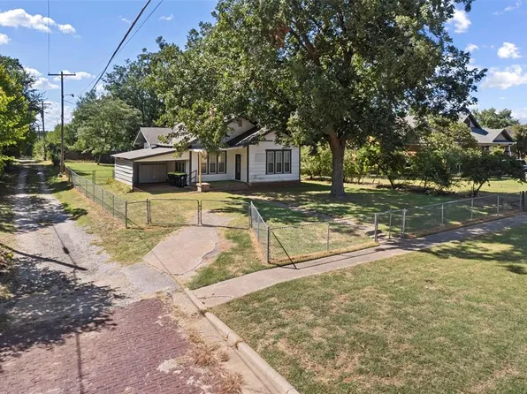 319 N 4th Ave, Purcell, OK 73080