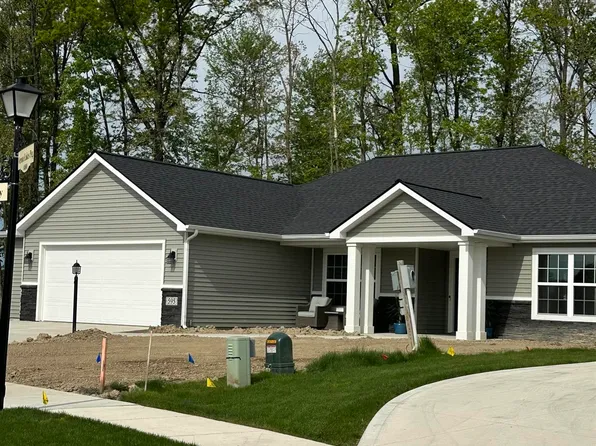 595 Calabria Way, Fort Wayne, IN 46814
