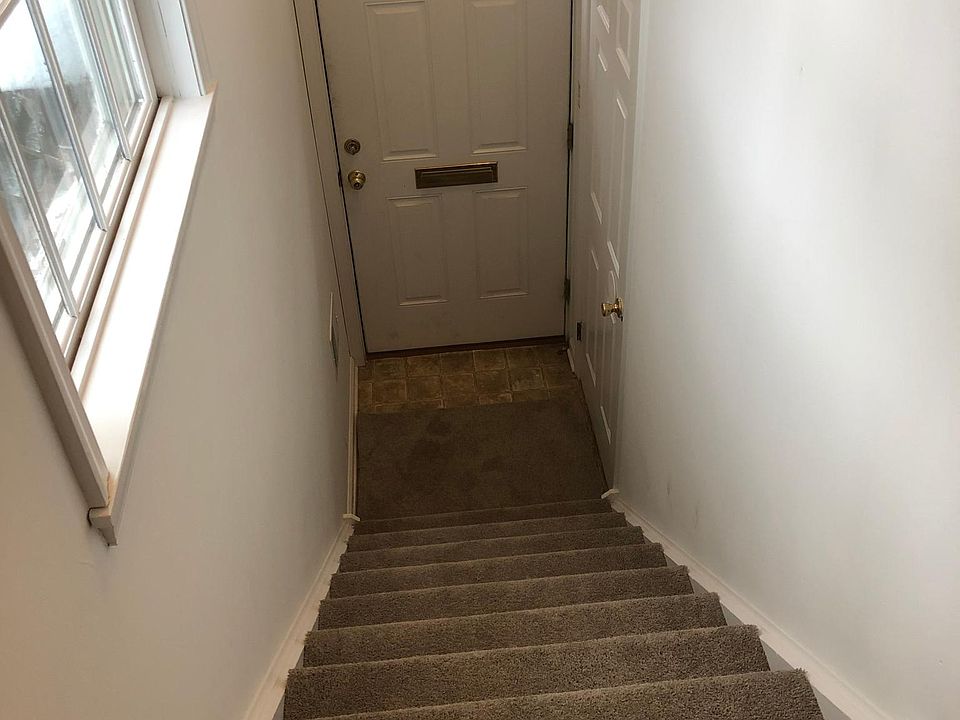 1st image of 257 N Sycamore St