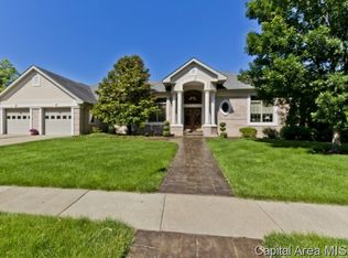 39 Woodland Trl, Rochester, IL 62563