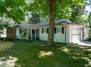 3286 Zimmer Rd, Williamston, MI 48895