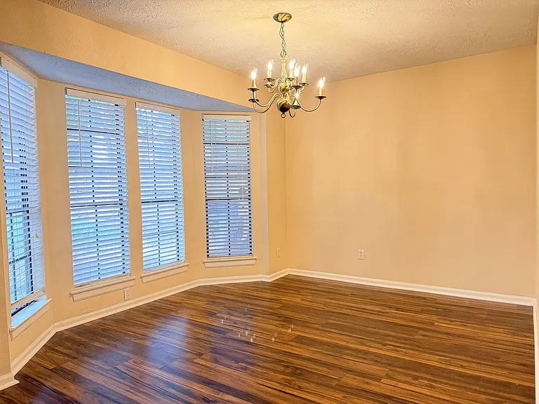 16042 Pinyon Creek Dr — Photo 10