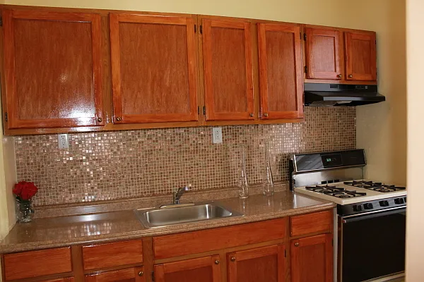 Rented by H.P. Greenfield Real Estate | media 16