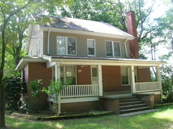 52 Eagle Claw Ln, Hendersonville, NC 28792