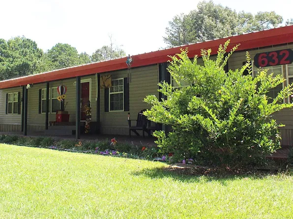 632 White Oak Rd, Maud, TX 75567