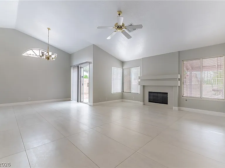 1130 Middleriver Ct — Photo 2
