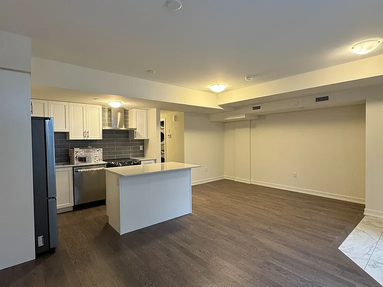 58 Elizabeth St S #2108 — Photo 5